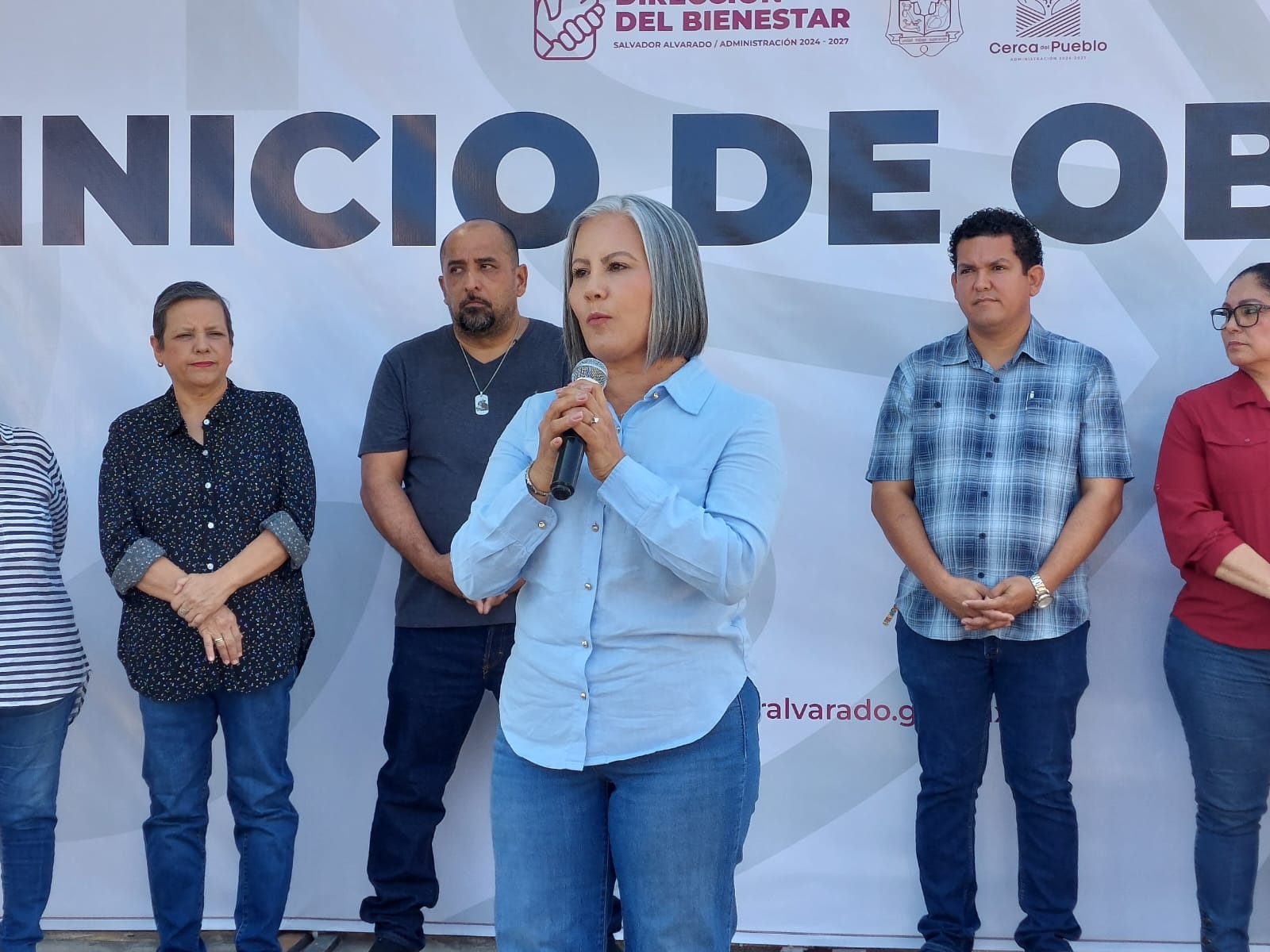 Atienden añeja demanda en la colonia San Pedro, en Guamúchil; rehabilitarán cancha de usos múltiples