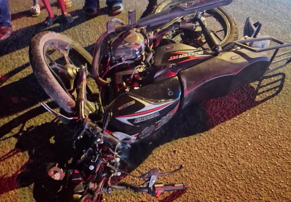 Choque entre motociclistas deja un lesionado en Los Ángeles del Triunfo, Guasave, Sinaloa