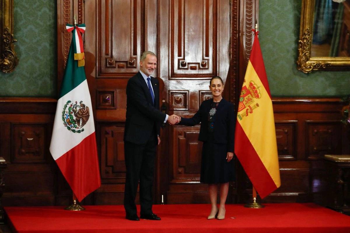 Claudia Sheinbaum recibe al rey Felipe VI en Palacio Nacional