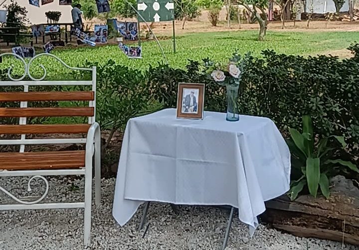 Con recuerdos y homenaje recuerdan al profesor Pindaro