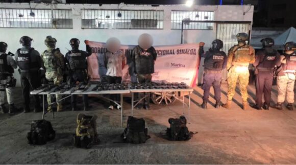 Policía Estatal confirma detención de dos civiles armados y asegura seis fusiles tras agresión en Mazatlán, Sinaloa