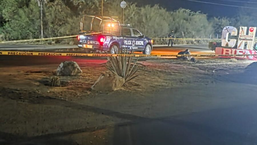 Ejecutado a balazos localizan a un hombre en las letras de Charay, El Fuerte, Sinaloa