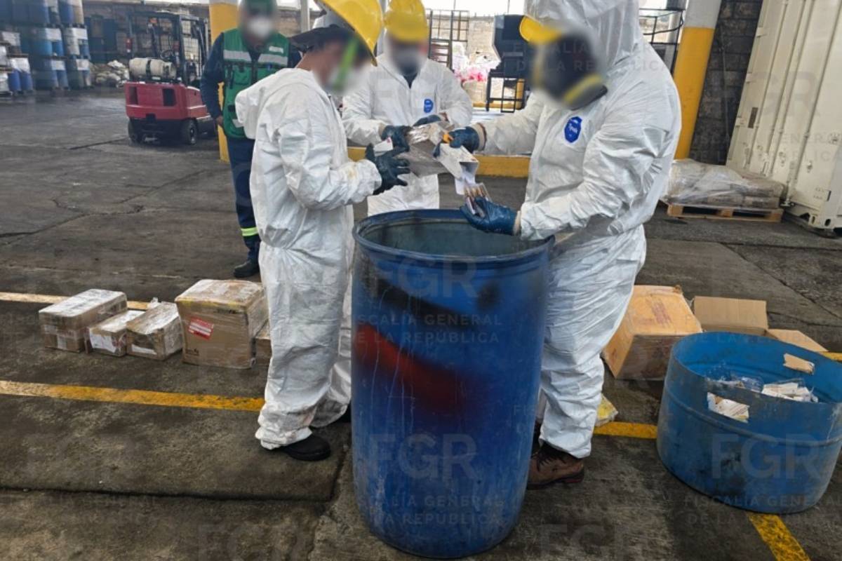 FGR destruye más de 28 mil unidades con fentanilo en Querétaro