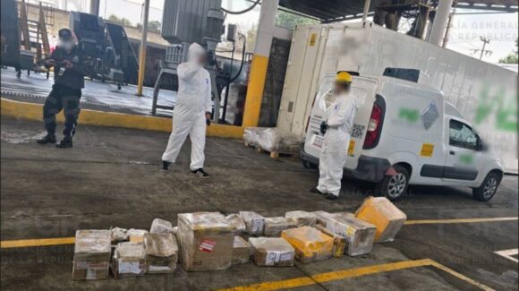 FGR destruye más de 28 mil unidades con fentanilo en Querétaro