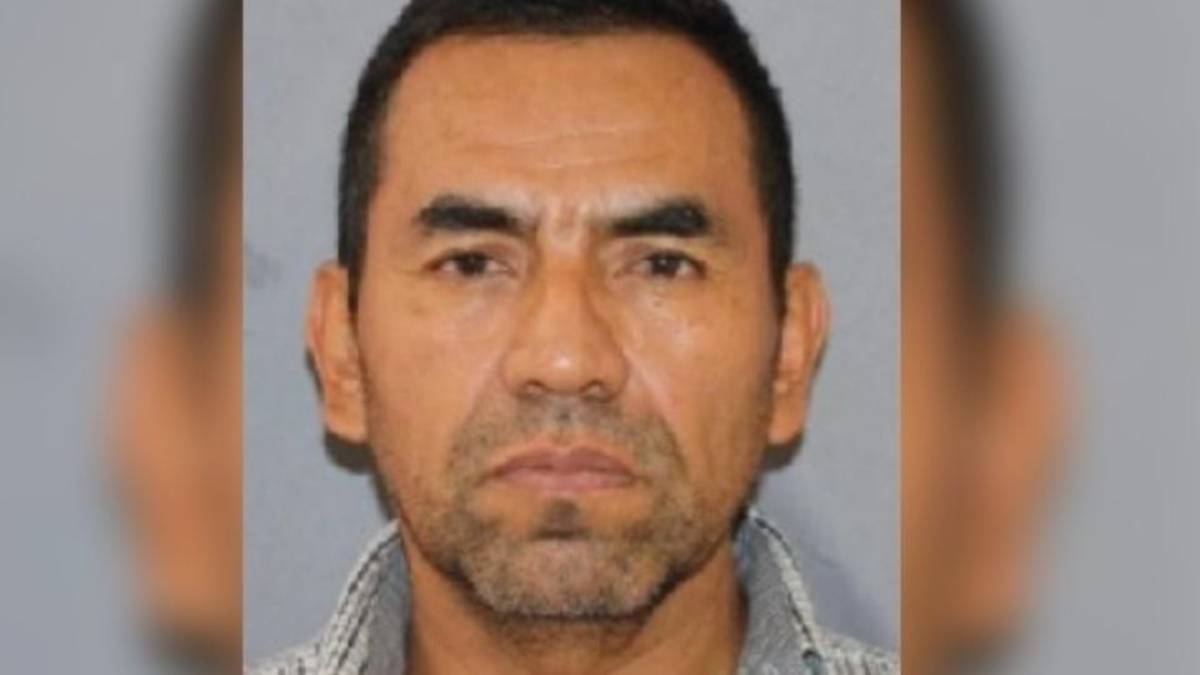Fiscalía de Michoacán ofrece recompensa de 100 mil pesos por coronel ligado al caso Carlos Manzo