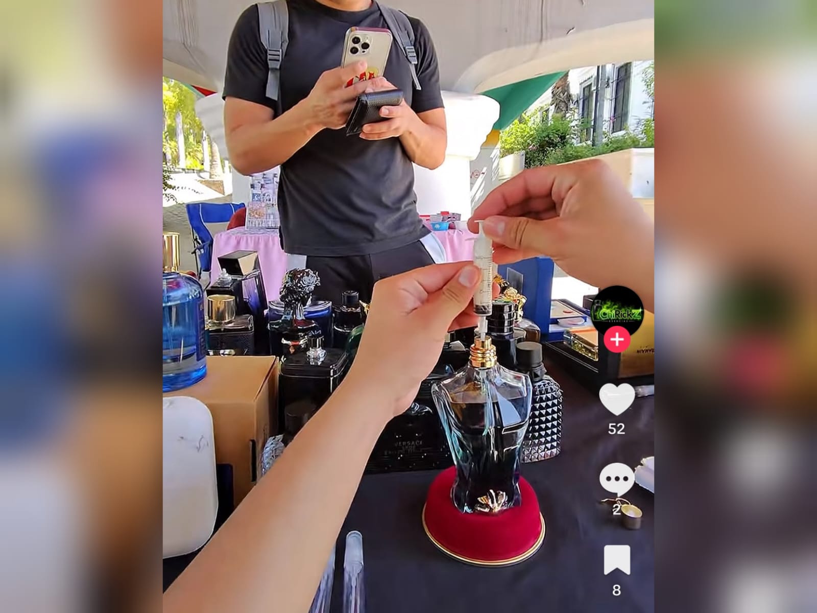 Joven se hace viral por su forma de comercializar fragancias en Culiacán