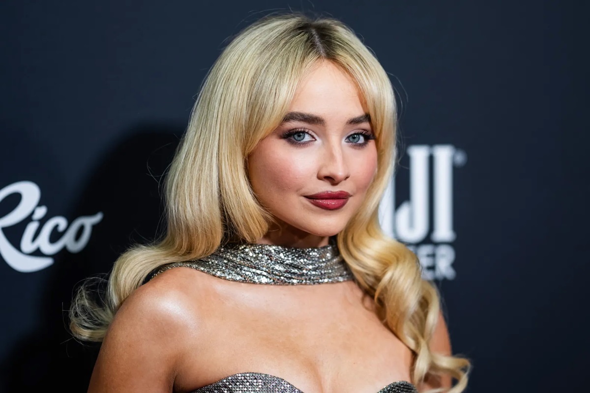 Juez otorga orden de alejamiento de 5 años a acosador de Sabrina Carpenter