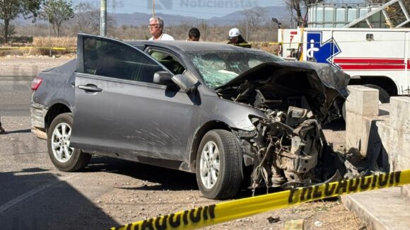 Dos mujeres enfermeras pierden la vida tras aparatoso accidente en La Báscula de Costa Rica, Culiacán