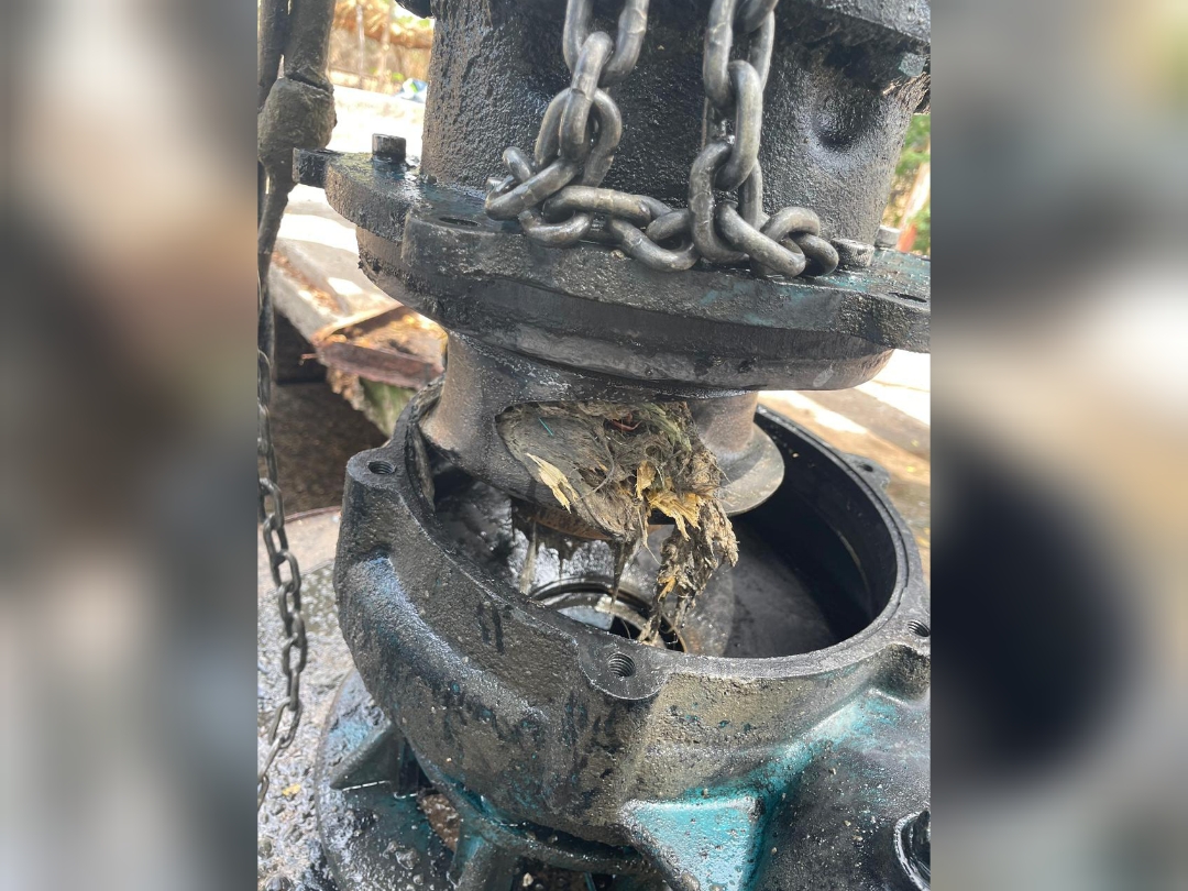 Llaman a no tirar toallitas humedas al drenaje en Mocorito