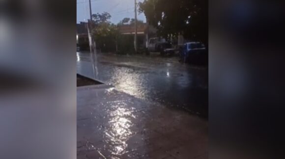 Se registra lluvioso despertar la mañana de este lunes en Los Mochis, Sinaloa