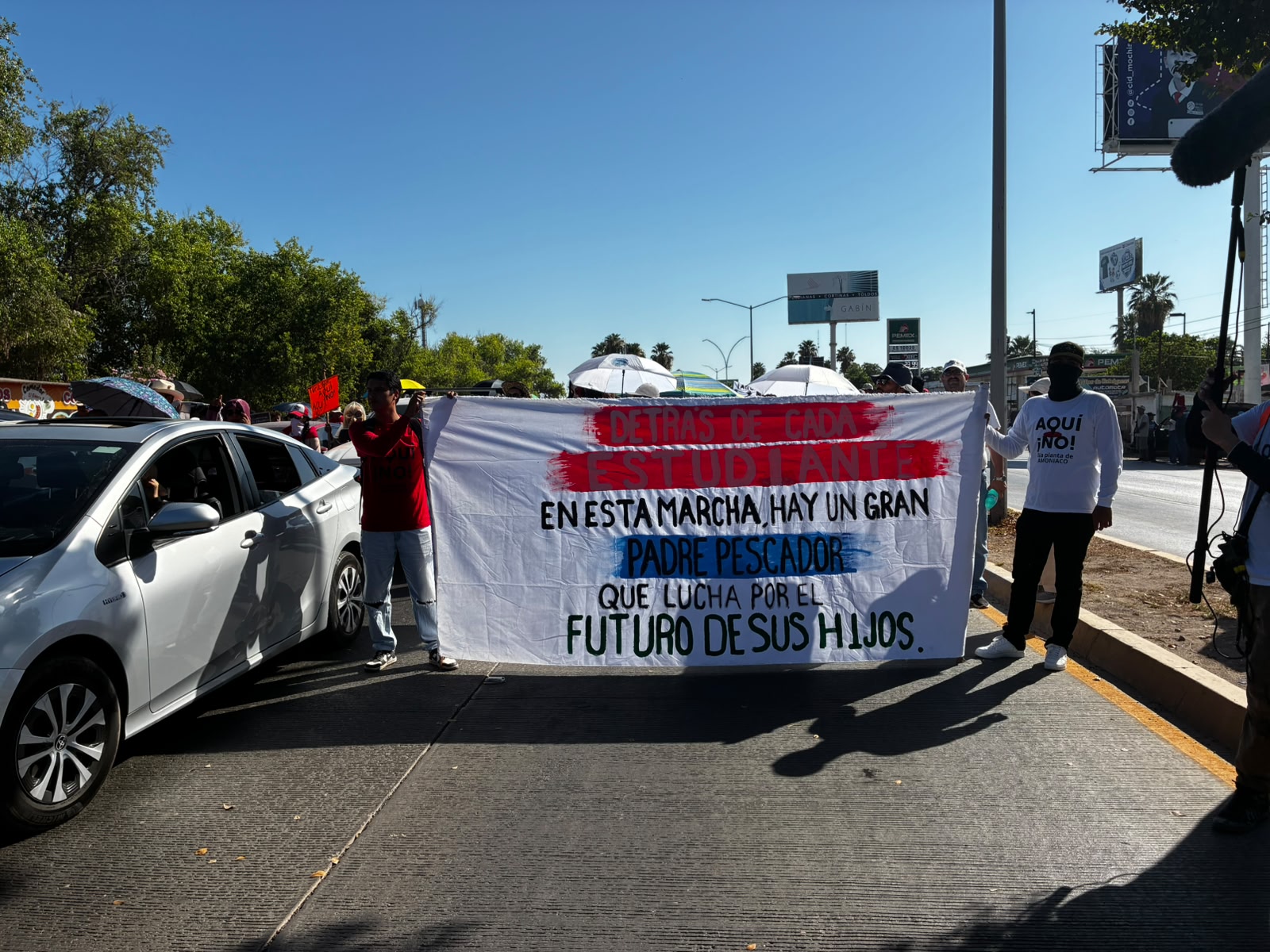 Manifestantes en Los Mochis