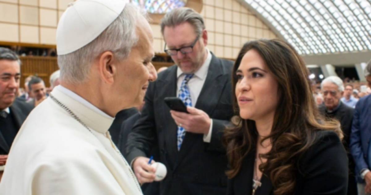 María Monserrat Alvarado, perfecta de Comunicación del Vaticano