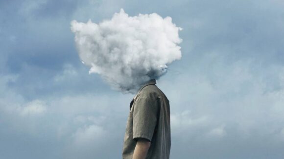 Niebla mental: qué es y cómo eliminarla de tu cabeza