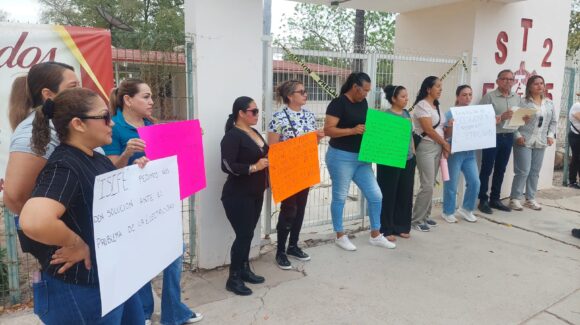 Padres toman la Secundaria Técnica 25 de Tamazula II en Salvador Alvarado; exigen solución definitiva al problema eléctrico