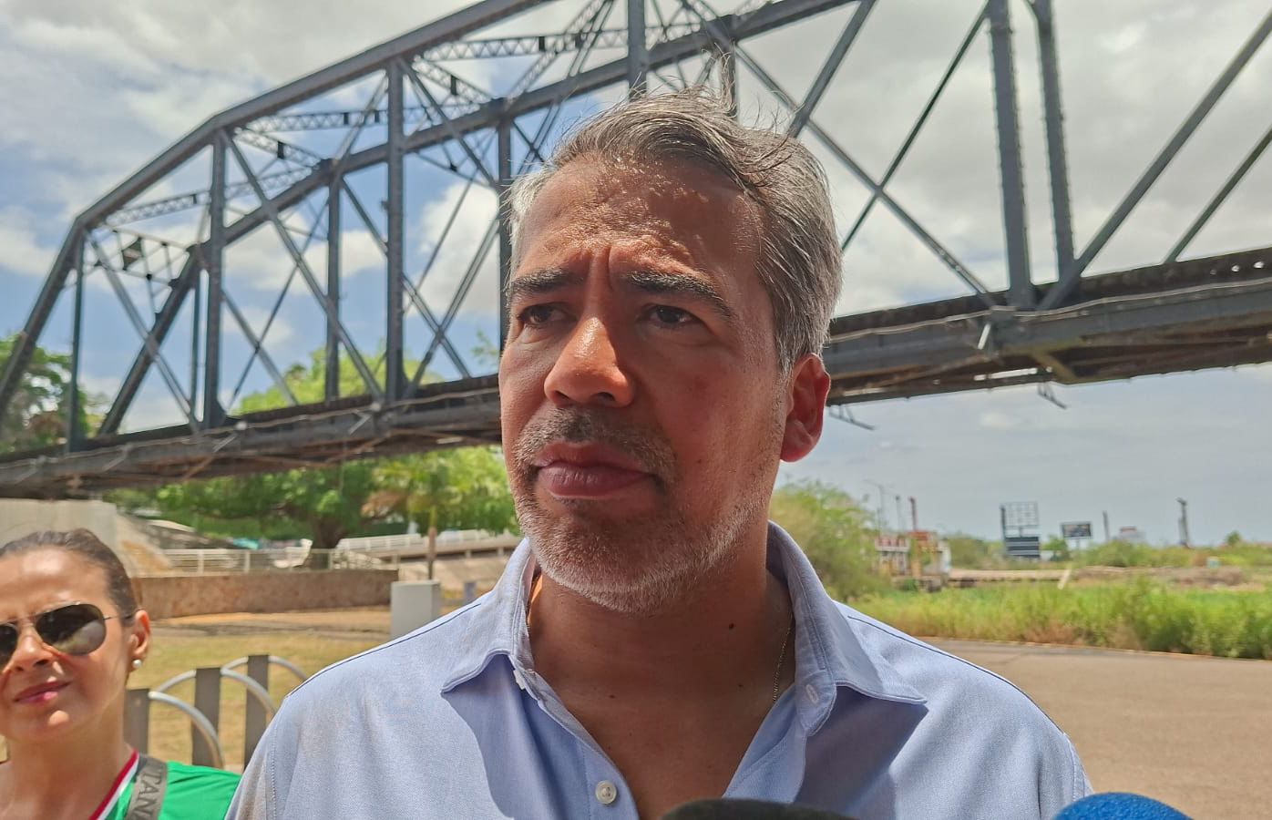 Pavel Pardo llama a apoyar a la Selección Mexicana y a que niños persigan sus sueños durante visita a Culiacán