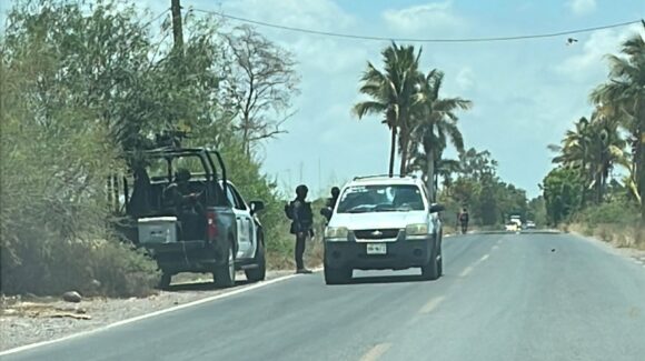 Realizan fuerzas federales un fuerte operativo de seguridad en el exterior del CEFERESO número 8 de Guasave, Sinaloa