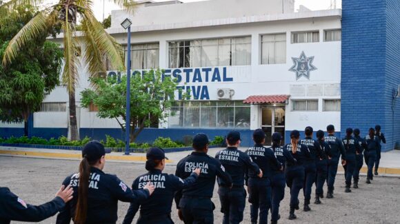 Se incorporan 100 nuevos elementos de la Policía Estatal Preventiva a las labores de seguridad en Sinaloa