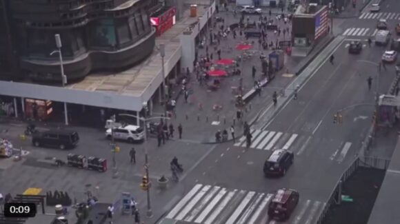 Balacera en Times Square desata pánico en Nueva York; no hay heridos