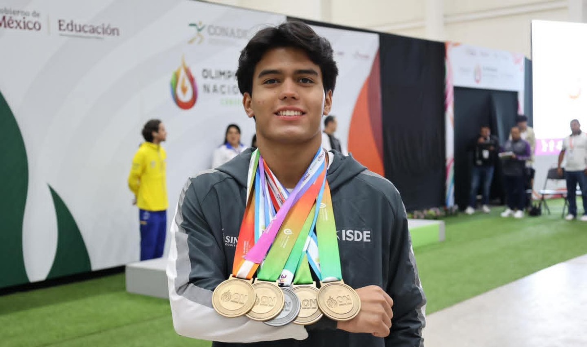 Aarón Francisco Ibarra Osuna, gimnasta sinaloense