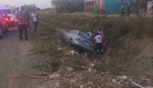 Accidente en Guasave, Sinaloa, deja dos motociclistas lesionados