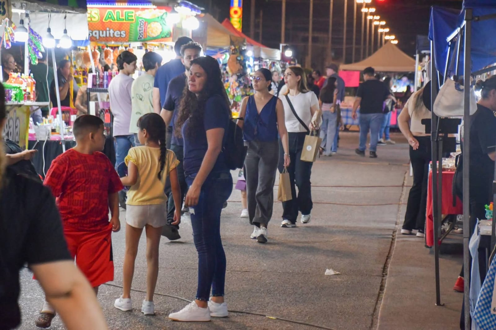 "Acércate a la Plazuela" en Guamúchil