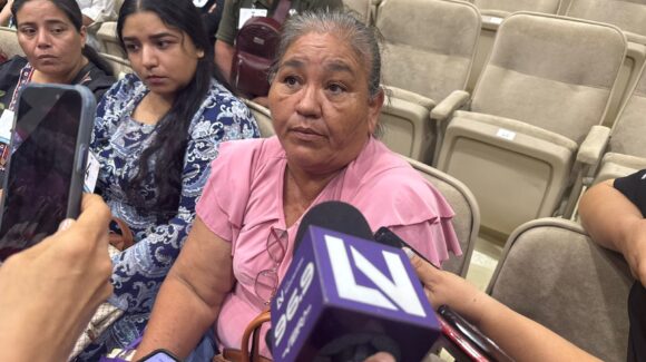 “Ya casi es julio y van a tomar lectura otra vez”: afectados por cobros excesivos exigen a diputados locales celeridad a reunión con CFE
