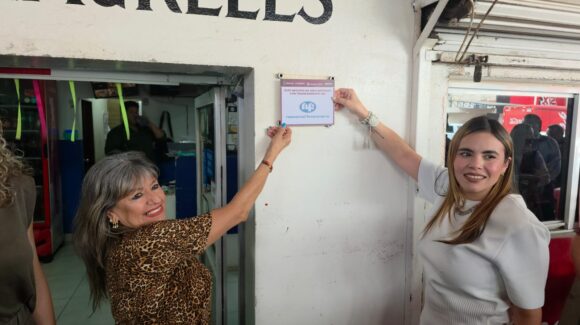 Con el objetivo de fortalecer la economía local, Ana Miriam Ramos entrega crédito Impulso NAFIN a taquería en Culiacán