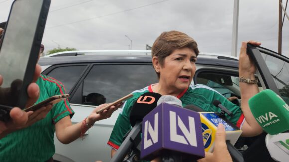 Alcaldesa reprende a Oficial Mayor por confrontación con maestros de la CNTE; asegura que actuó por cuenta propia
