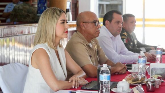 Ante alta afluencia turística anuncia Estrella Palacios que se refuerza estrategia de seguridad en Mazatlán, Sinaloa