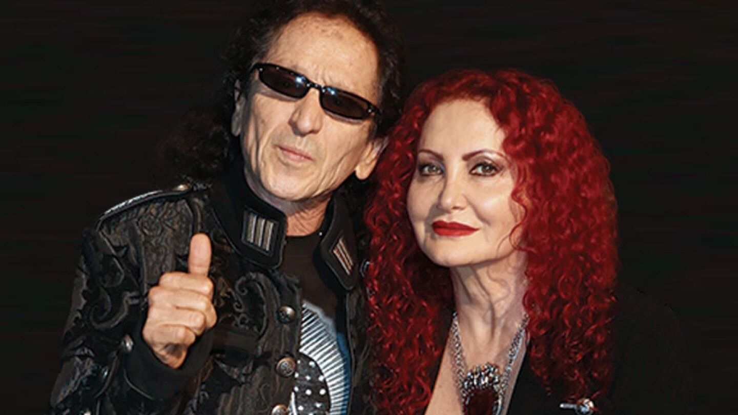 Álex y "Chela" Lora