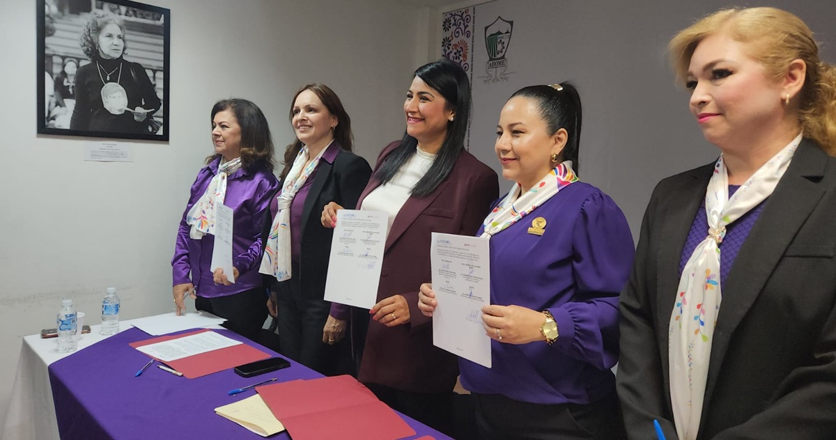 Semujeres Ahome y Amexme capítulo Los Mochis signan convenio