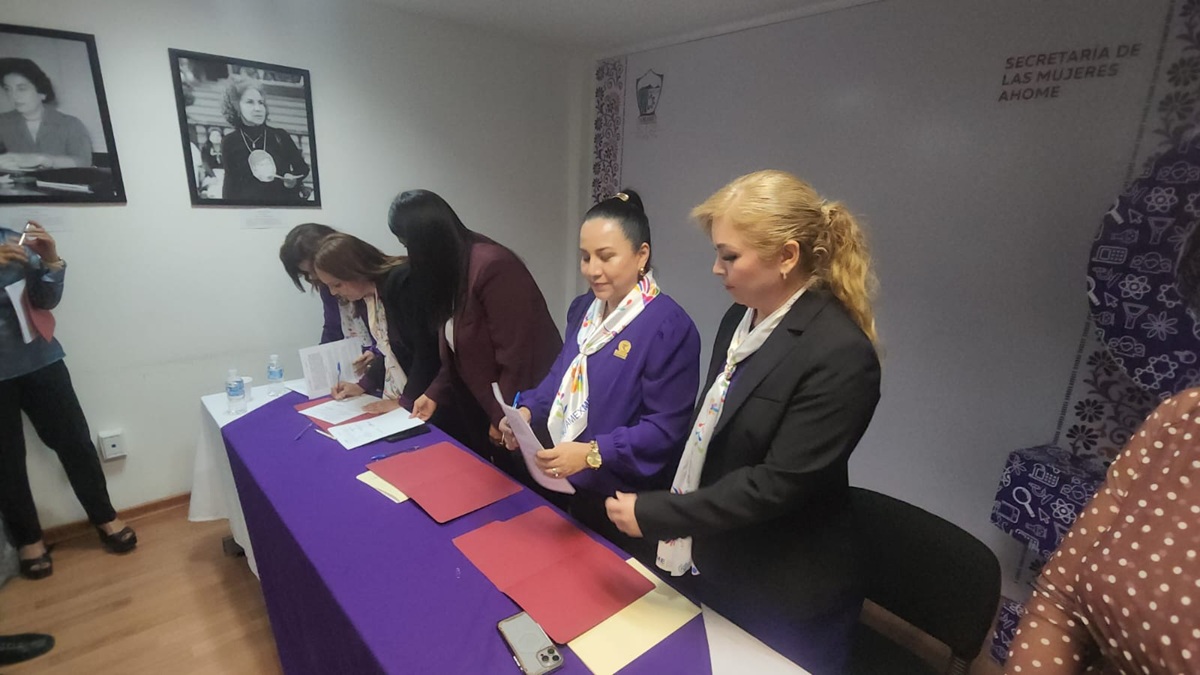 Semujeres Ahome y Amexme capítulo Los Mochis signan convenio