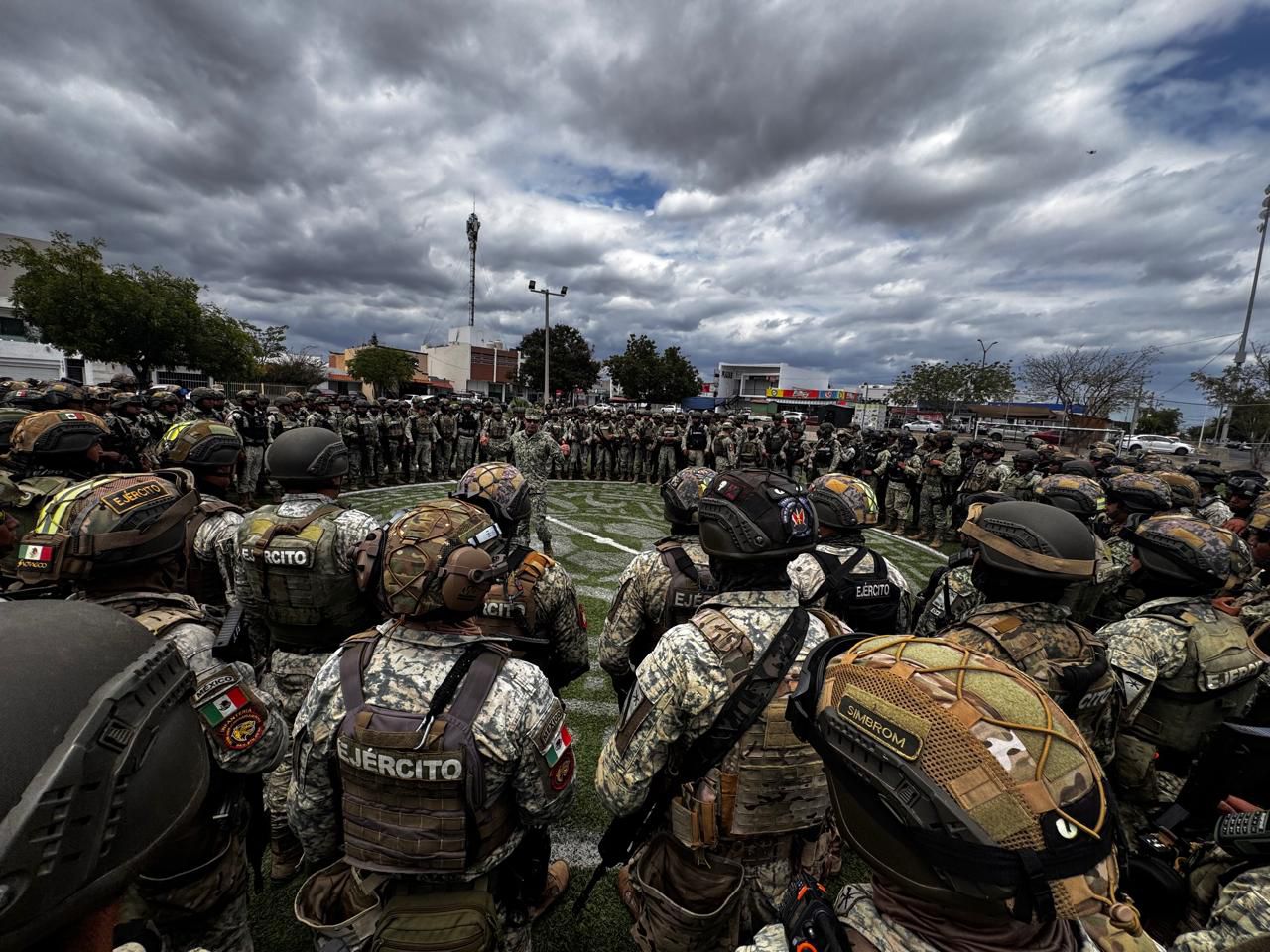 Arriban elementos del Ejército Mexicano a Culiacán, Sin.
