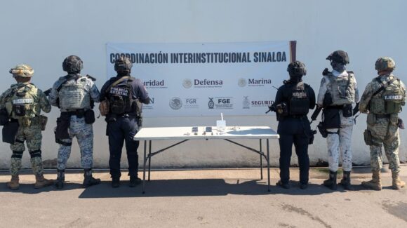 Aseguran más celulares y puntas, tras nueva revisión del penal de Aguaruto, en Culiacán este martes