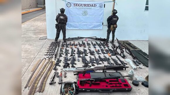 ¡Había siete ametralladoras antiaéreas! Aseguran 50 armas cerca de Jesús María y la presa del Varejonal entre Culiacán y Badiraguato