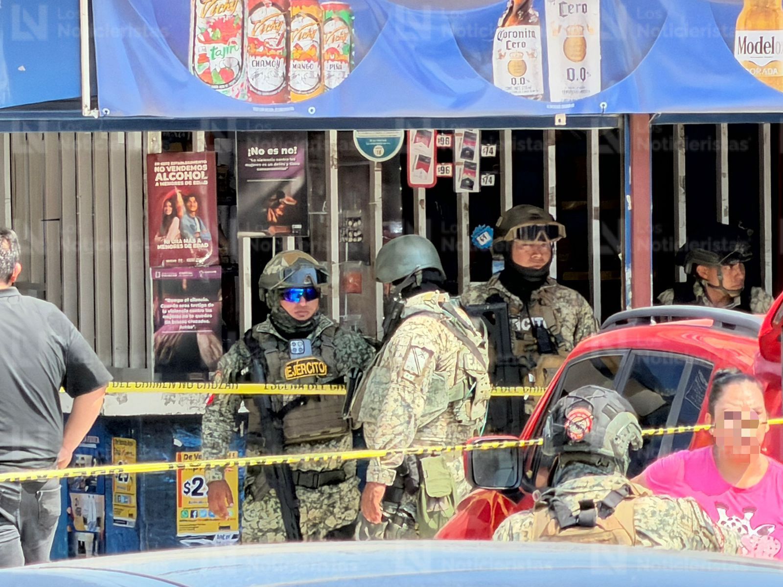 Asesinan a balazos a dueño de expendio de cerveza en colonia Josefa Ortiz de Domínguez, en Culiacán