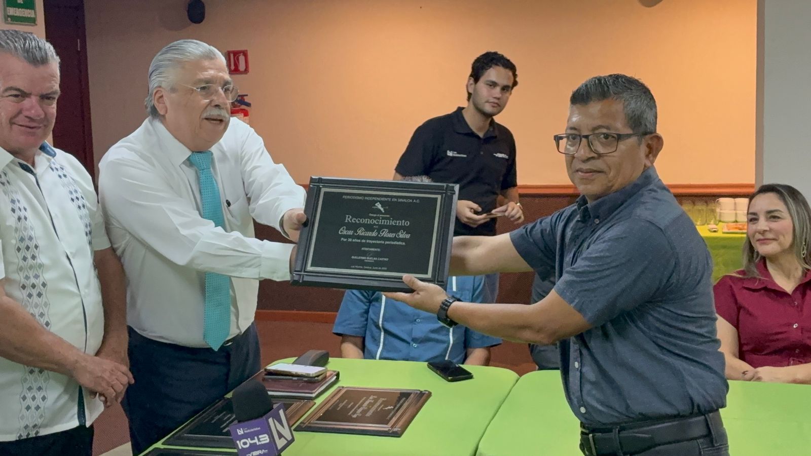 Asociación Periodismo Independiente en Sinaloa entrega reconocimientos a periodistas del norte del estado
