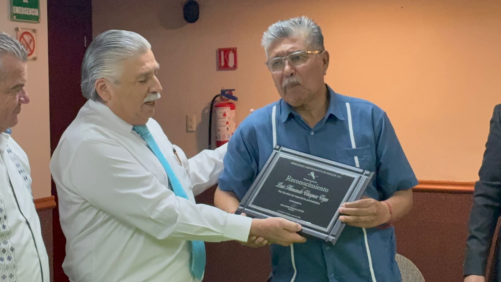 Asociación Periodismo Independiente en Sinaloa entrega reconocimientos a periodistas del norte del estado