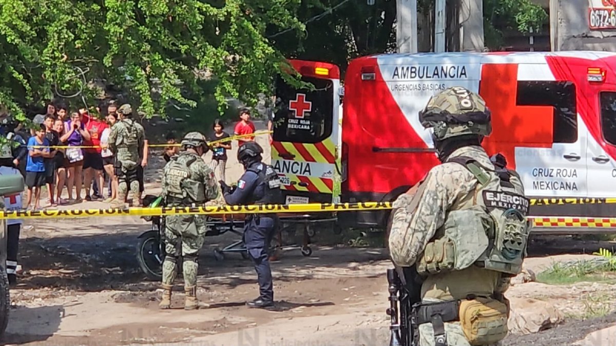 atentado en la ampliacion 5 de febrero de culiacan ambulancia
