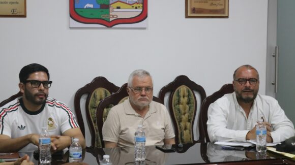 Escuinapa, Sinaloa, toca puertas y llegan apoyos y financiamiento para fortalecer al comercio local