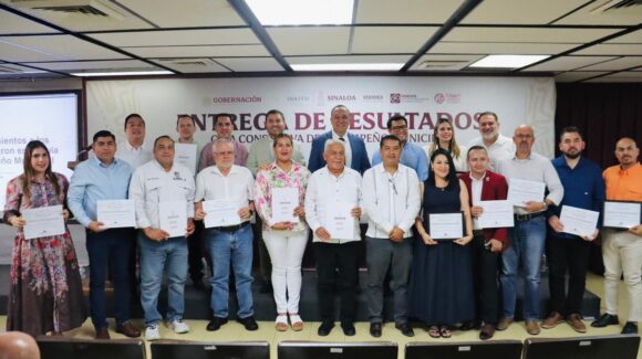Badiraguato recibe reconocimiento por su destacado resultado en la Guía Consultiva de Desempeño Municipal 2025; alcalde José Paz López destaca trabajo en equipo