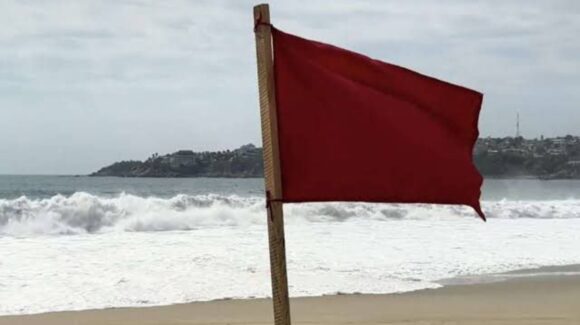 ¡Ojo con el mar! Alertan por oleaje intenso en playas de Mazatlán, Sinaloa, estas son las recomendaciones que hay que acatar