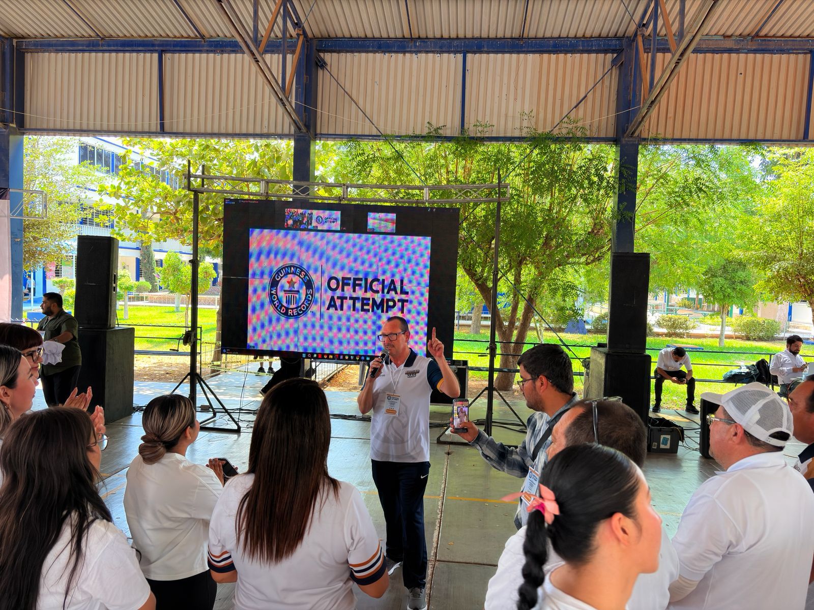 UAS Centro Norte se suma al Récord Guinness con histórica clase masiva de boxeo,