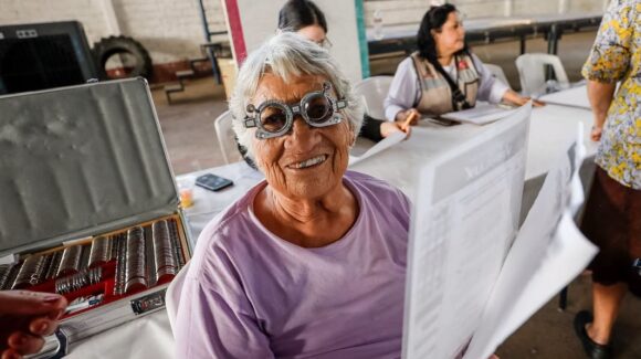 Escuinapa recibe apoyos: DIF Sinaloa acerca salud, atención especializada y ayuda gratuita con su Brigada del Bienestar