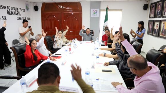 Cabildo de Navolato aprueba adhesión al modelo para simplificar trámites de establecimientos mercantiles