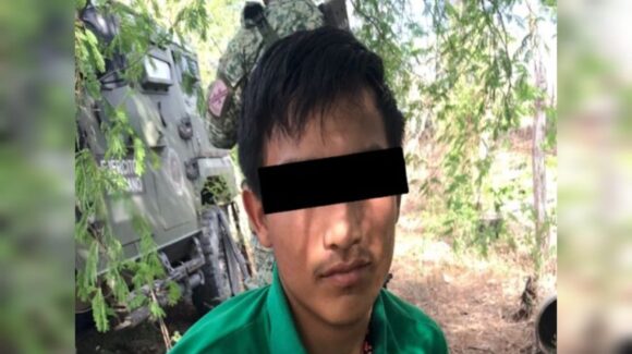 Cae un hombre con arsenal en Las Habitas, Rosario, Sinaloa; Ejército asegura armas y municiones