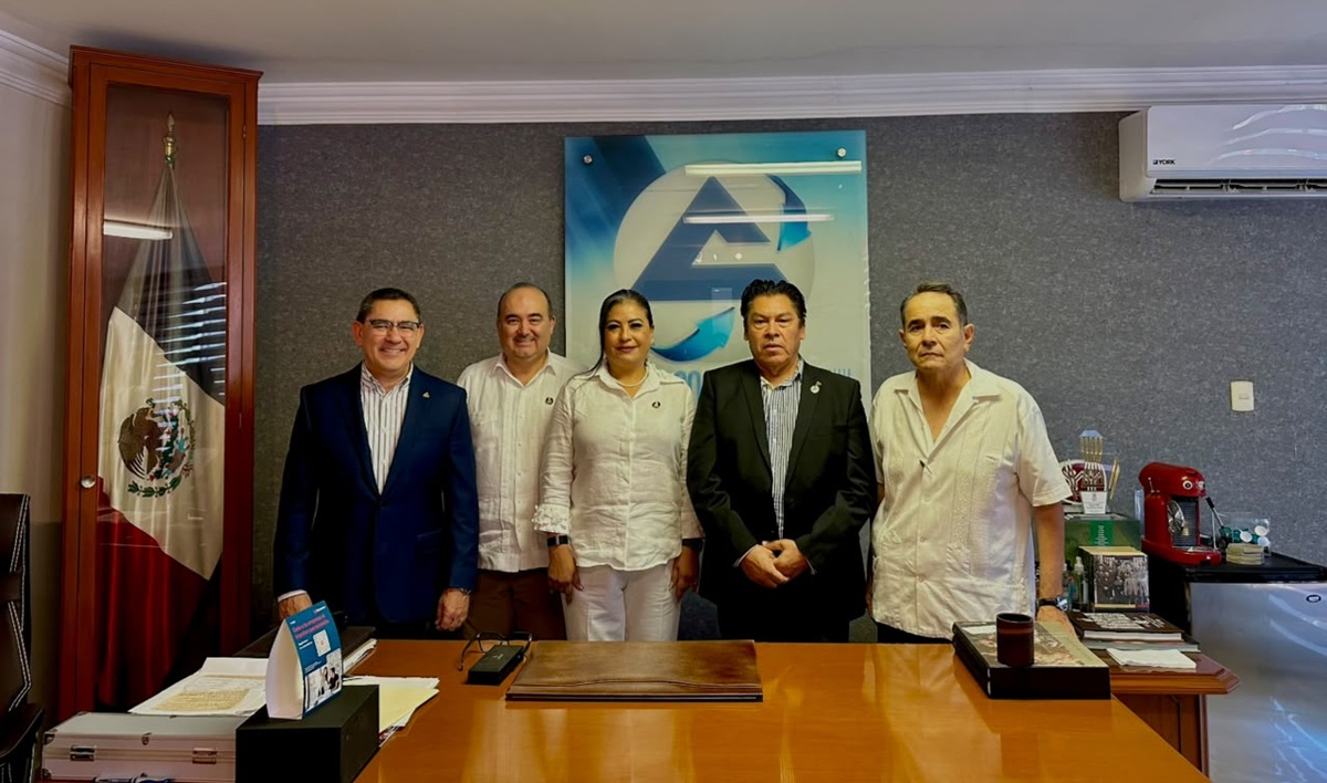 Canaco Mazatlán promocionan el puerto en Torreón, Coahuila