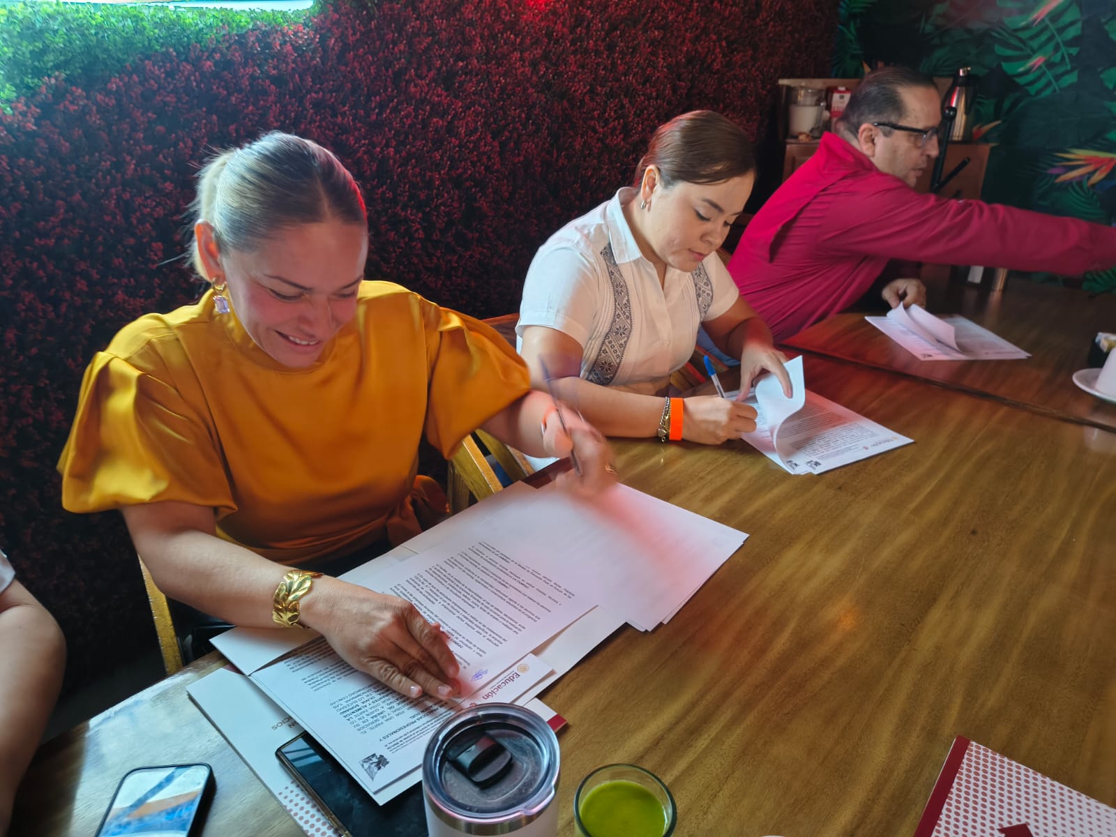 CBTIS 51 y Canirac Mazatlán firman convenio