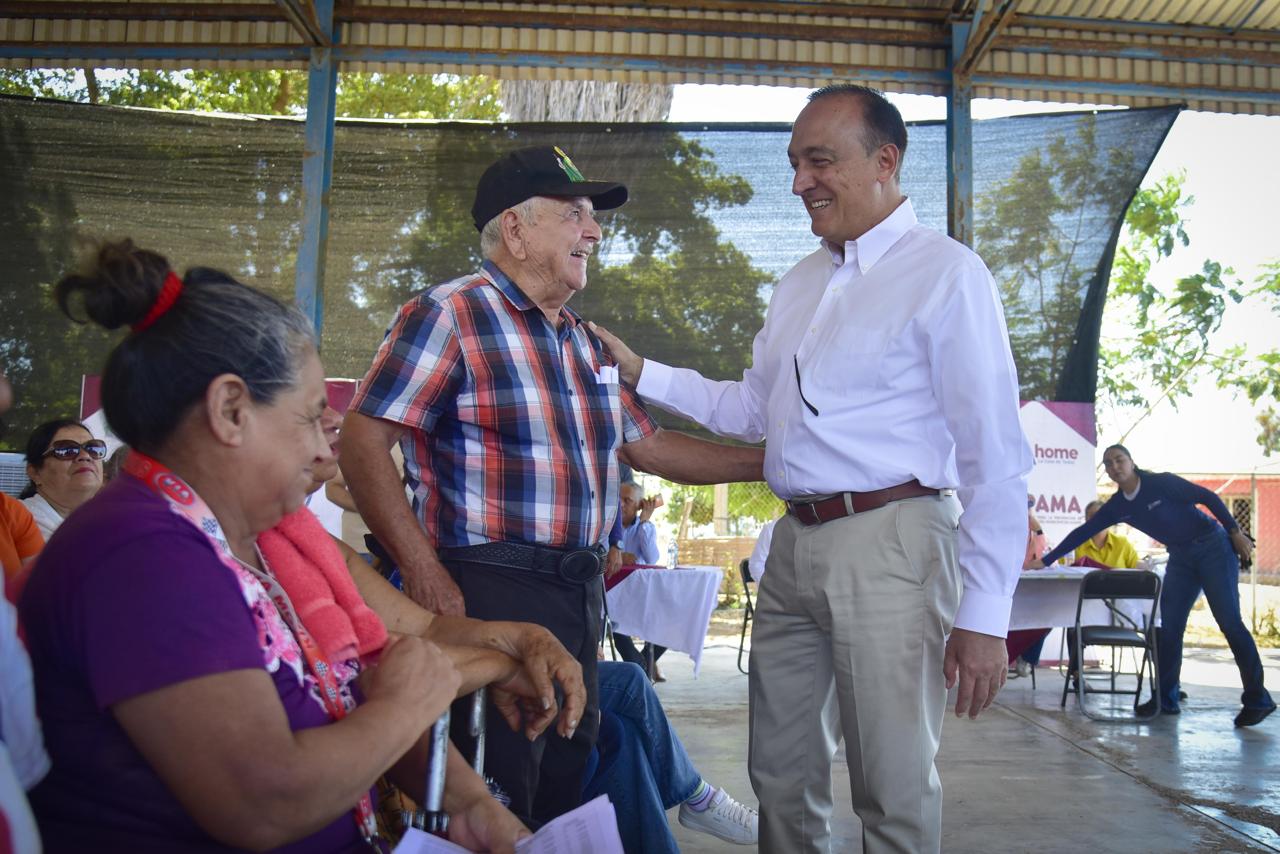 Caravana del Bienestar en Las Grullas Margen Izquierda, en Ahome