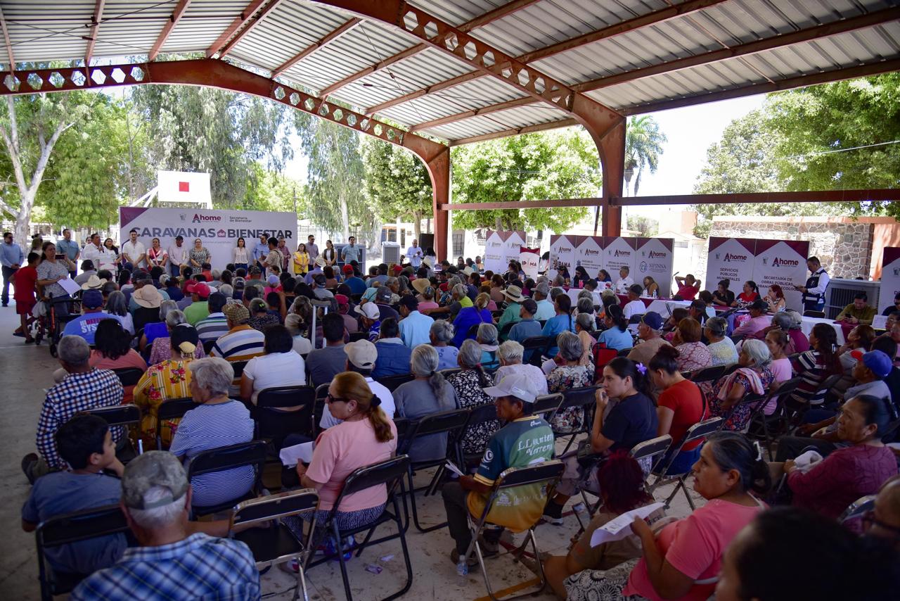 Caravana del Bienestar llega al ejido Primero de Mayo, en Ahome.